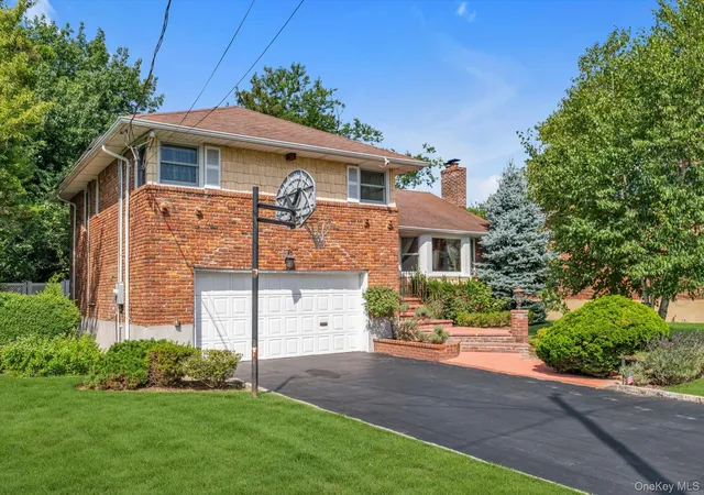 Photo 2 of Single family home for sale at 902 Preston Rd, Hempstead, NY 11554 | MLS# 1033225 | Listing updated on 2026-09-05