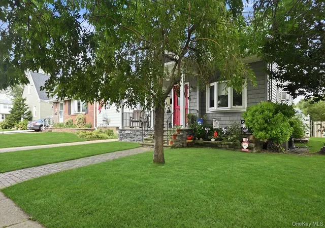 Photo 3 of Single family home for sale at 710 Premier Blvd, Hempstead, NY 11040 | MLS# 1033230 | Listing updated on 2026-09-28