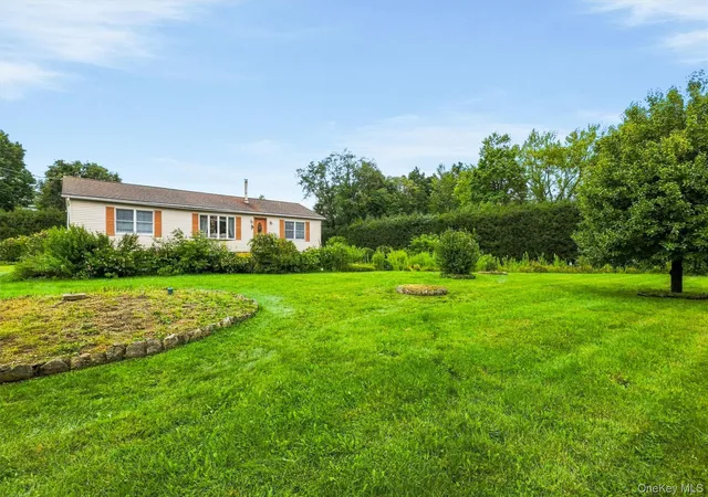 Photo 3 of Single family home for sale at 66 Reservoir Rd, Pawling, NY 12564 | MLS# 1033232 | Listing updated on 2026-09-21