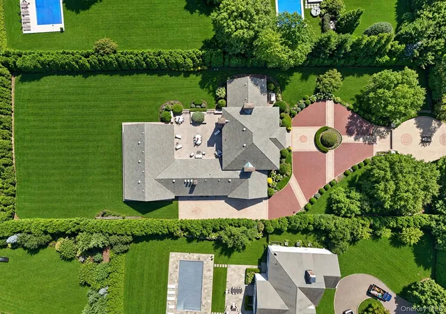 Photo 3 of Single family home for sale at 109 Mamaroneck Rd, Scarsdale, NY 10583 | MLS# 1033235 | Listing updated on 2026-09-16
