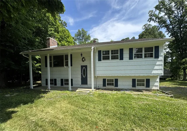 2nd image of 296 Greeves Rd, Wawayanda, NY 10958 | MLS# 1033251