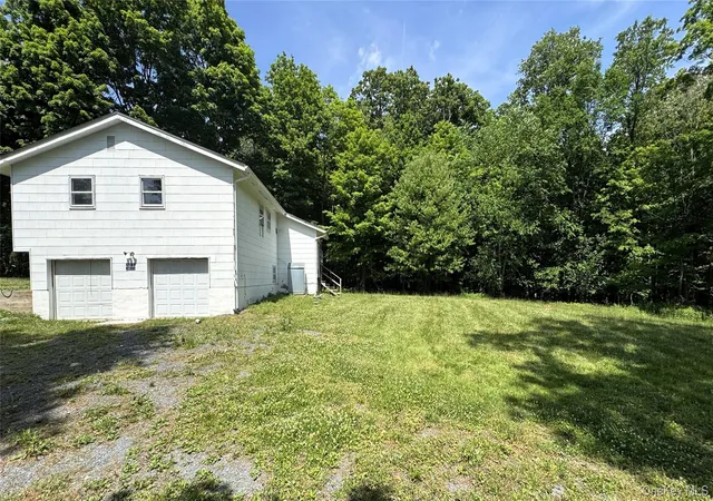 4th image of 296 Greeves Rd, Wawayanda, NY 10958 | MLS# 1033251