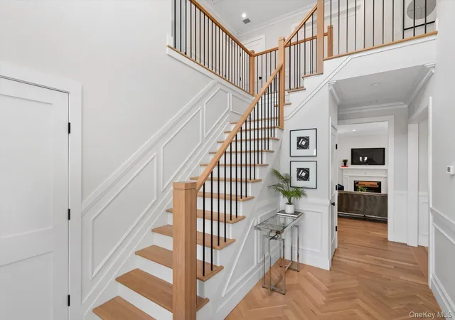 Photo 3 of Single family home for sale at 11 Forest Ln, Hempstead, NY 11590 | MLS# 1033258 | Listing updated on 2026-09-17