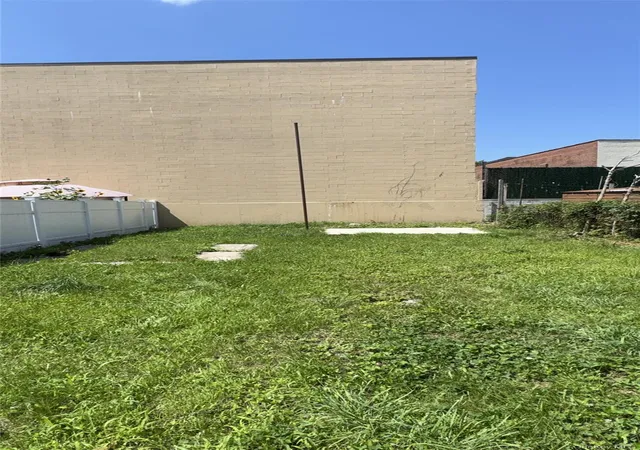 3rd image of 3019 Mickle Ave, New York, NY 10469 | MLS# 1033278