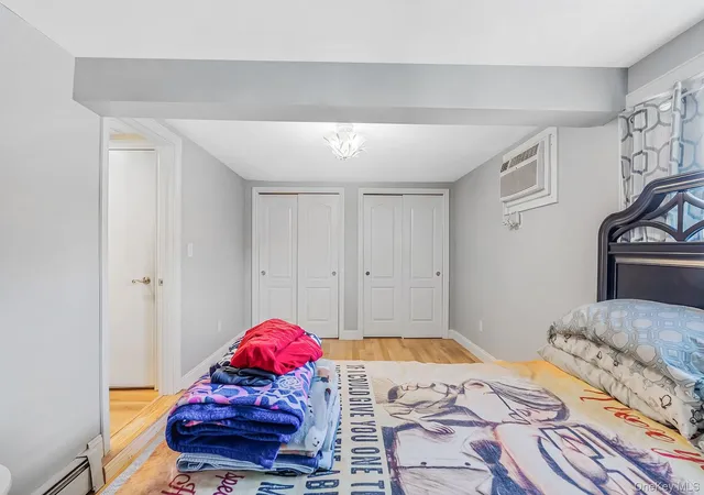 29th image of 14 Wellbrock St, Babylon, NY 11757 | MLS# 1033285