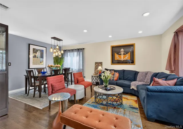 Photo 3 of Sale Pending at 15 1st Avenue, Oyster Bay, NY 11709 | MLS# 1033307 | Listing updated on 2026-09-04