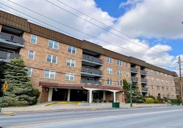 House for sale at 360 Central Ave #415, Hempstead, NY 11559 | MLS# 1033341 | Listing updated on 2026-08-25