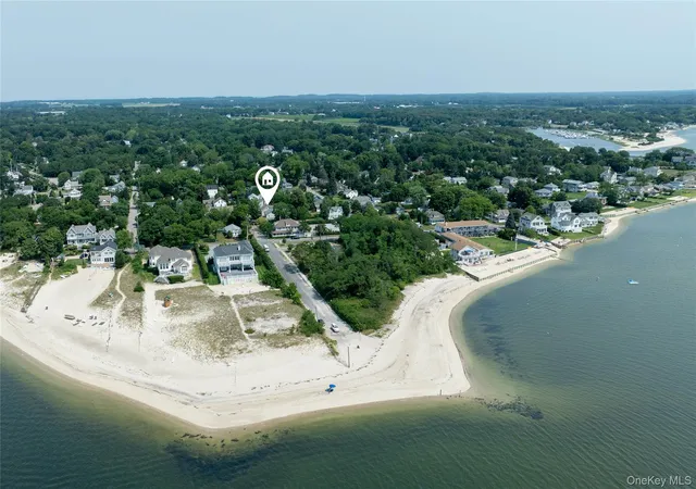 2nd image of 64 S Jamesport Ave, Riverhead, NY 11970 | MLS# 1033367