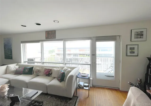Photo 3 of Condo for sale at 750 Lido Blvd, Hempstead, NY 11561 | MLS# 1033368 | Listing updated on 2026-08-17