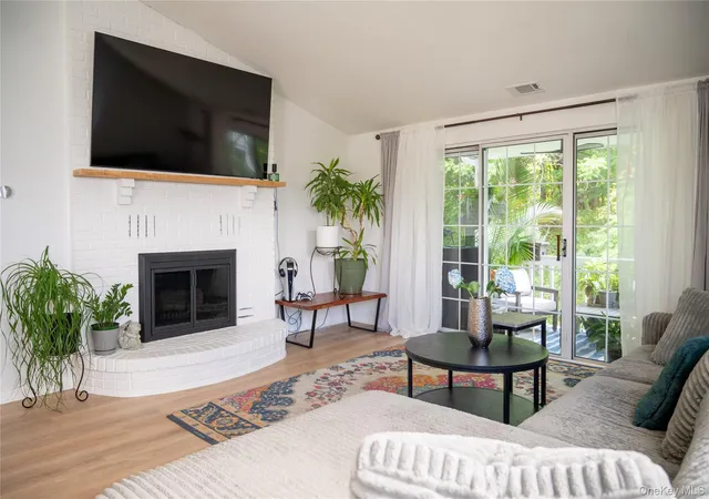 Photo 4 of Condo for sale at 19 The Knls, Warwick (town), NY 10990 | MLS# 1033375 | Listing updated on 2026-10-09
