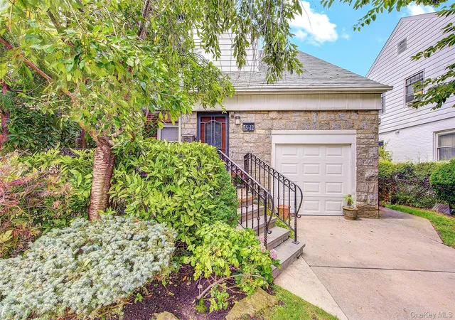 Photo 1 of Single family home for sale at 75 12 174th Street, New York, NY 11366 | MLS# 1033389 | Listing updated on 2026-08-11