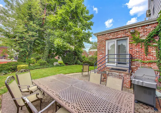 Photo 3 of Single family home for sale at 75-12 174th Street, New York, NY 11366 | MLS# 1033389 | Listing updated on 2026-08-11