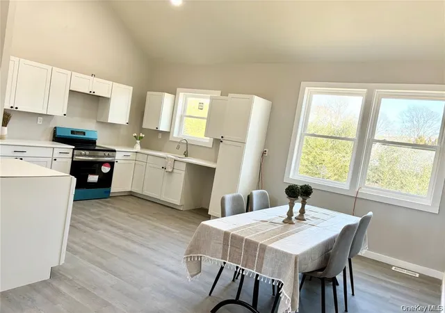 Photo 3 of Single family home for sale at 125 Lynbrook Dr, Brookhaven, NY 11951 | MLS# 1033394 | Listing updated on 2026-08-30