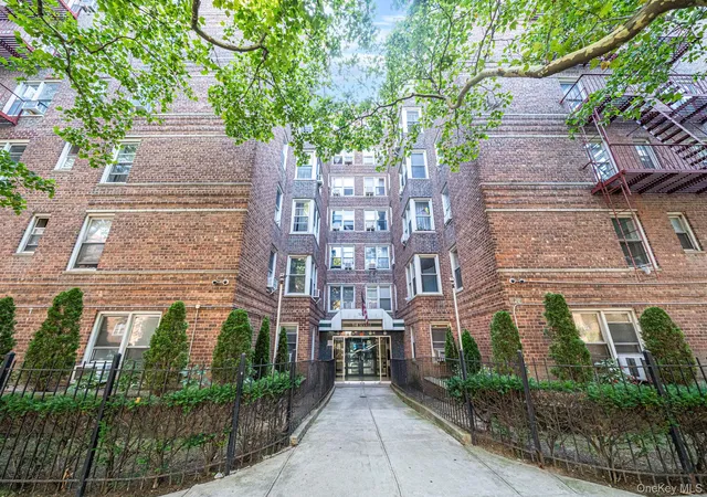 Photo 1 of Sale Pending at 3203 Nostrand Ave #1G, New York, NY 11229 | MLS# 1033403 | Listing updated on 2026-08-25