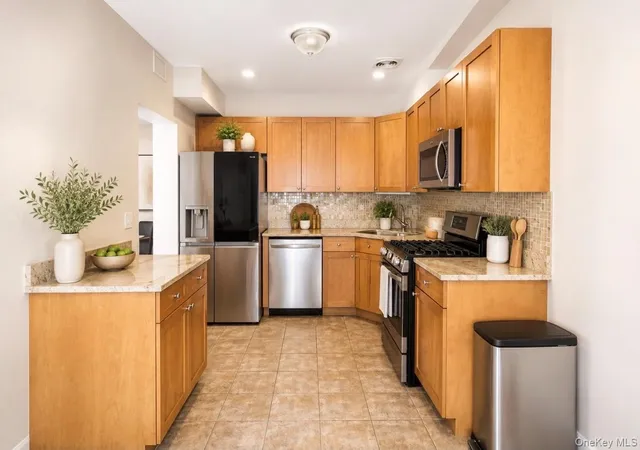 Photo 2 of Condo for sale at 1467 Royce St #3L, New York, NY 11234 | MLS# 1033412 | Listing updated on 2026-08-24