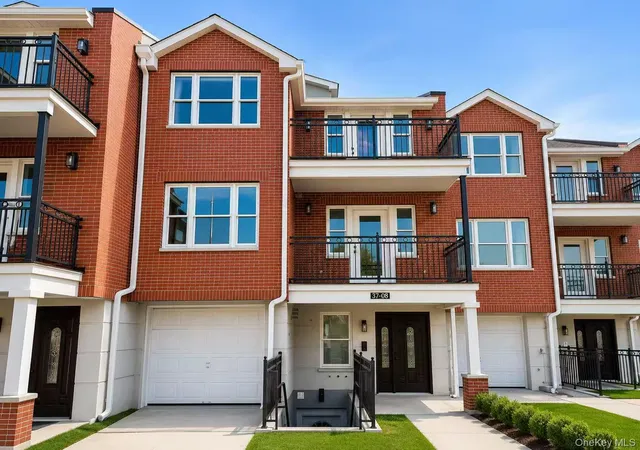 Listing Photo 4 - Condo for sale in building located at 37-08 Francis Lewis Blvd, New York, NY 11361