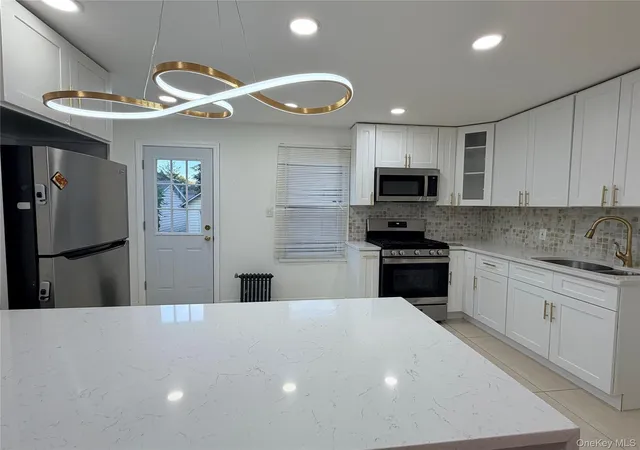 Photo 4 of Single family home for sale at 16414 81st Avenue, New York, NY 11432 | MLS# 1033418 | Listing updated on 2026-09-16
