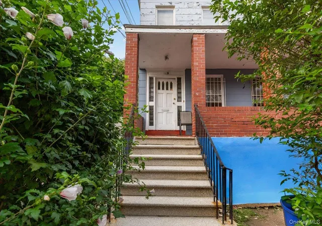 Photo 3 of Multi family home for sale at 849 E 219th Street, New York, NY 10467 | MLS# 1033439 | Listing updated on 2026-09-01