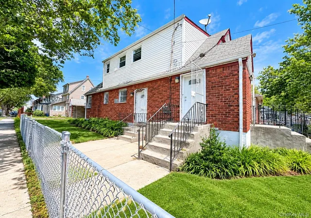 Photo 3 of Sale Pending at 13903 115th Avenue, New York, NY 11436 | MLS# 1033440 | Listing updated on 2026-09-03