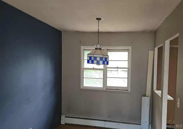 4th image of 14 Bellmore Dr, Poughkeepsie, NY 12603 | MLS# 1033444
