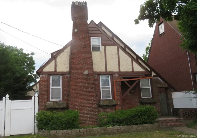 Photo 2 of Sale Pending at 740 Wesley St, Hempstead, NY 11510 | MLS# 1033448 | Listing updated on 2026-08-24