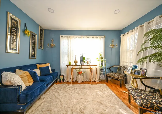 Photo 3 of Single family home for sale at 138 23 233rd Street, New York, NY 11422 | MLS# 1033453 | Listing updated on 2026-08-02