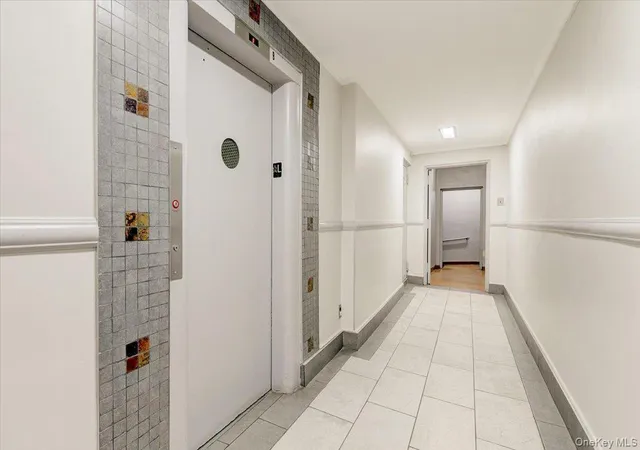 Listing Photo 5 - Condo for sale in Thornton Place Owner's Inc located at 67-50 Thornton Pl, New York, NY 11375 - Unit #4S