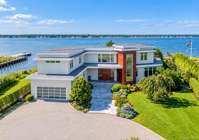 Photo 1 of Mansion for sale at 16 Cricket Path, Southampton, NY 11960 | MLS# 1033478 | Listing updated on 2026-10-07
