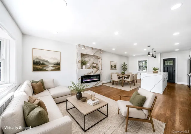 Photo 3 of Single family home for sale at 4059 Paulding Ave, New York, NY 10466 | MLS# 1033479 | Listing updated on 2026-08-02