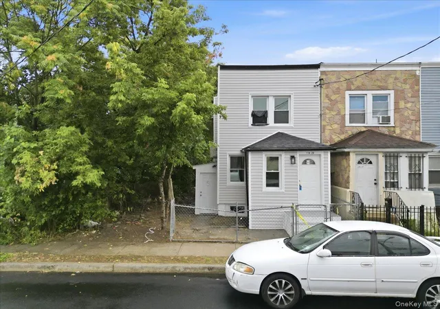 Photo 2 of Single family home for sale at 11829 154th Street, New York, NY 11434 | MLS# 1033492 | Listing updated on 2026-08-29