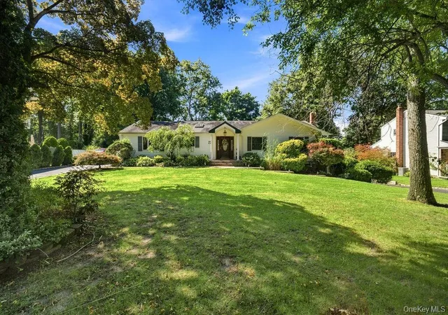 1st image of 22 Gemini Ln, Smithtown, NY 11767 | MLS# 1033550