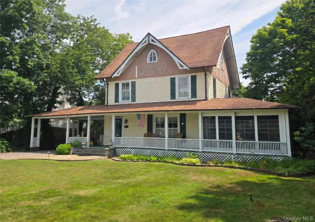 Photo 1 of Sale Pending at 263 Candee Ave, Islip, NY 11782 | MLS# 1033553 | Listing updated on 2026-08-17