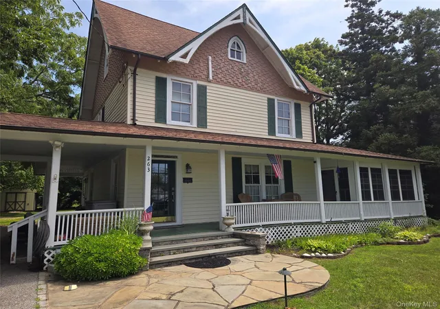 Photo 2 of Sale Pending at 263 Candee Ave, Islip, NY 11782 | MLS# 1033553 | Listing updated on 2026-08-17