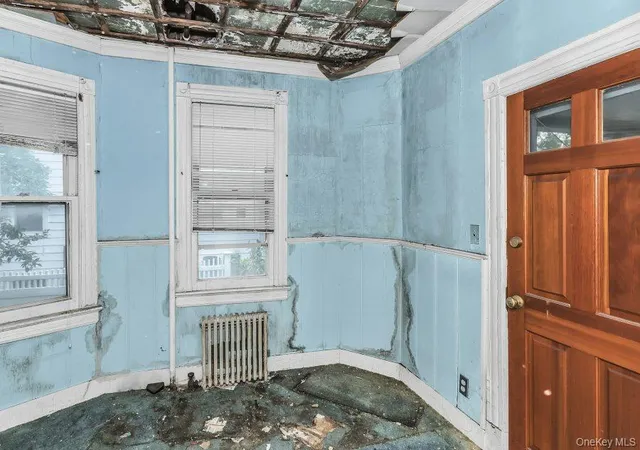 Photo 4 of Sale Pending at 101 Emerson Ave, Hempstead, NY 11001 | MLS# 1033558 | Listing updated on 2026-08-26