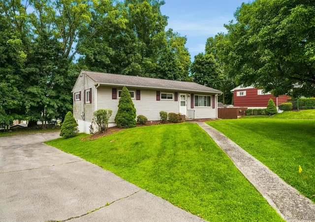 28th image of 21 Keystone Park, Wallkill, NY 10940 | MLS# 1033567