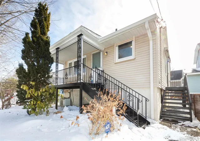 Single family home for sale at 178 Beach St, New York, NY 10464 | MLS# 1033601