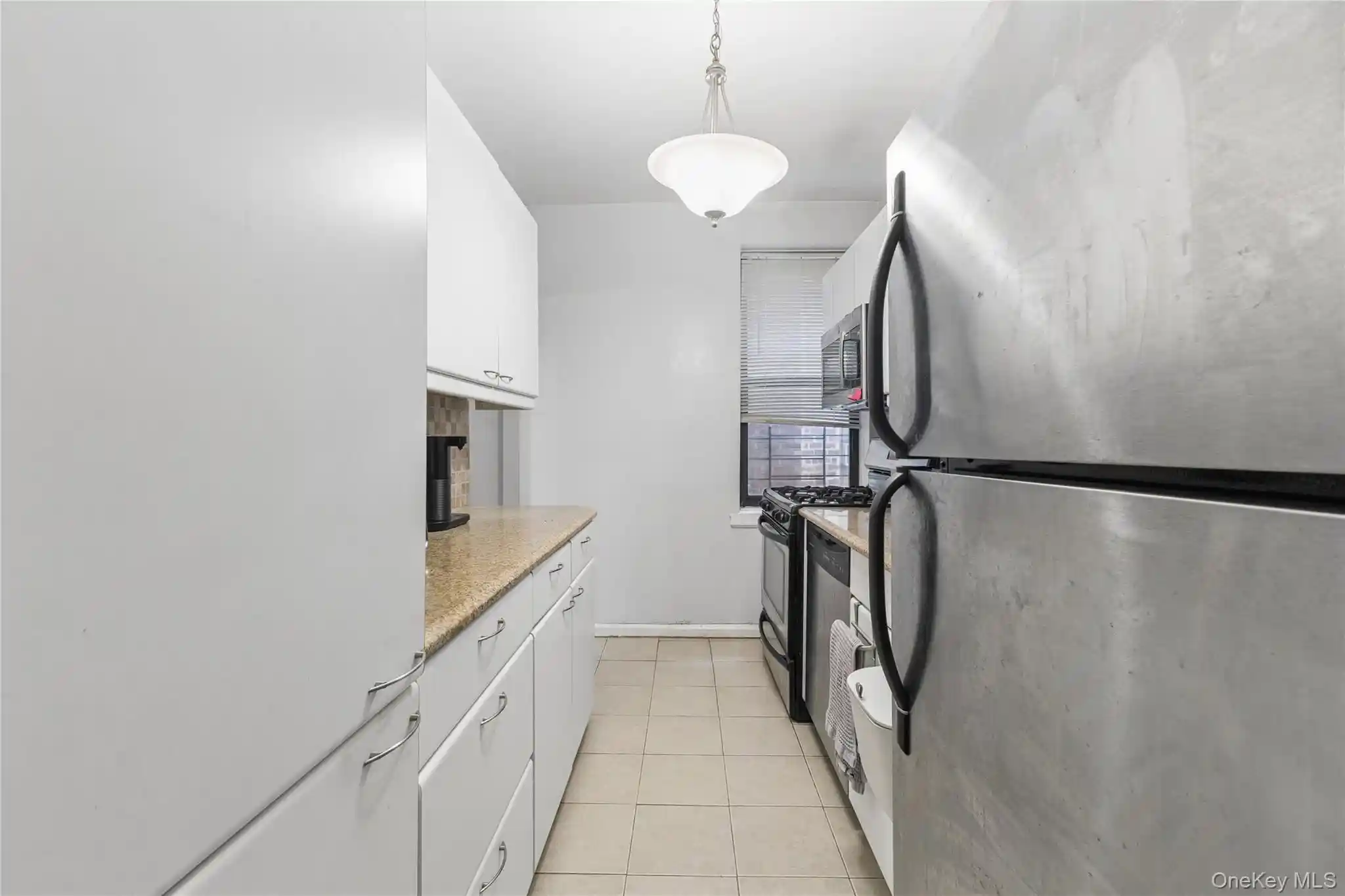 Listing Photo 2 - Condo for sale in 123-35 82Nd Rd located at 123-35 82Nd Rd, New York, NY 11415 - Unit #5M