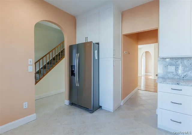 Photo 3 of Sale Pending at 728 Birchwood Park Dr, Brookhaven, NY 11953 | MLS# 1033609 | Listing updated on 2026-08-28