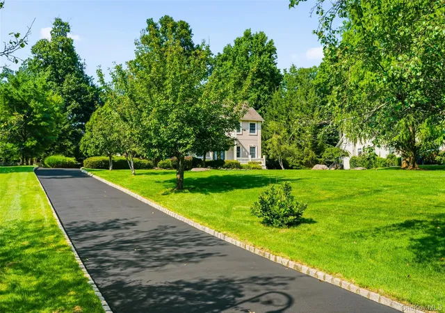 2nd image of 58 Greenwich Ave, Woodbury, NY 10917 | MLS# 1033613