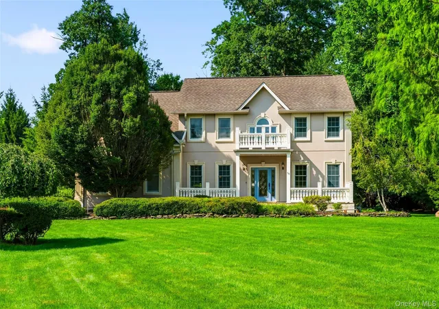 3rd image of 58 Greenwich Ave, Woodbury, NY 10917 | MLS# 1033613