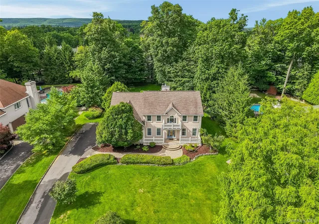 4th image of 58 Greenwich Ave, Woodbury, NY 10917 | MLS# 1033613