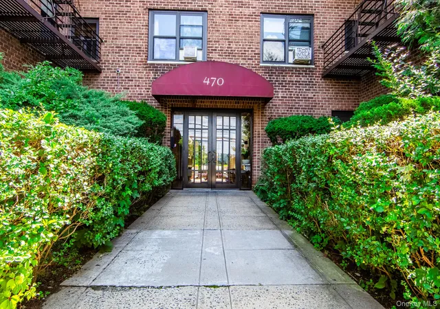 Photo 1 of Condo for sale at 470 N Broadway #B23, Yonkers, NY 10701 | MLS# 1033648 | Listing updated on 2026-08-30