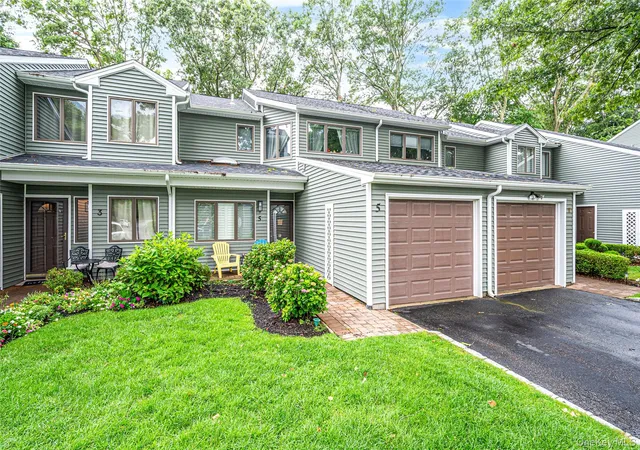 1st image of 5 Jeremy Cir, Smithtown, NY 11767 | MLS# 1033652