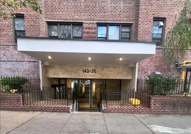 Listing Photo 3 - Condo for sale in building located at 143-36 Barclay Ave, New York, NY 11355 - Unit #6C
