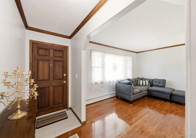 Photo 4 of Sale Pending at 20 Musket Dr, Brookhaven, NY 11967 | MLS# 1033659 | Listing updated on 2026-09-02