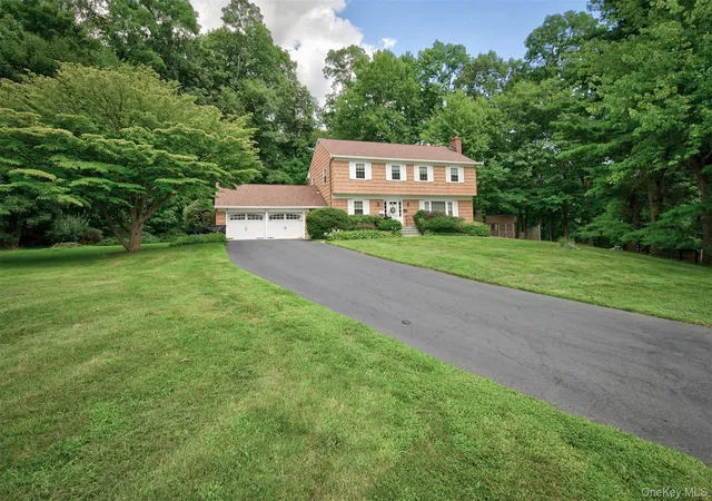 Photo 2 of Sale Pending at 39 Park Dr, Ossining, NY 10562 | MLS# 1033661 | Listing updated on 2026-09-05