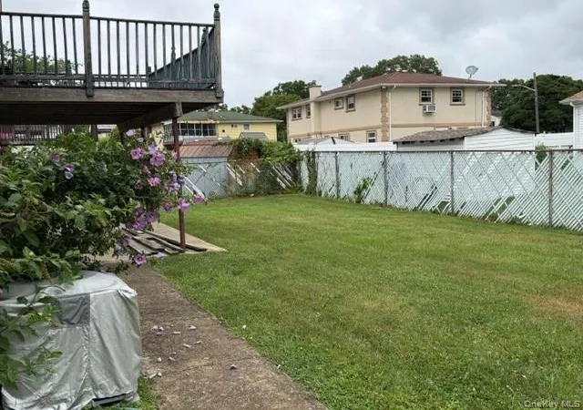 Photo 2 of Single family home for sale at 89 Lincoln Ave, Babylon, NY 11729 | MLS# 1033676 | Listing updated on 2026-09-12