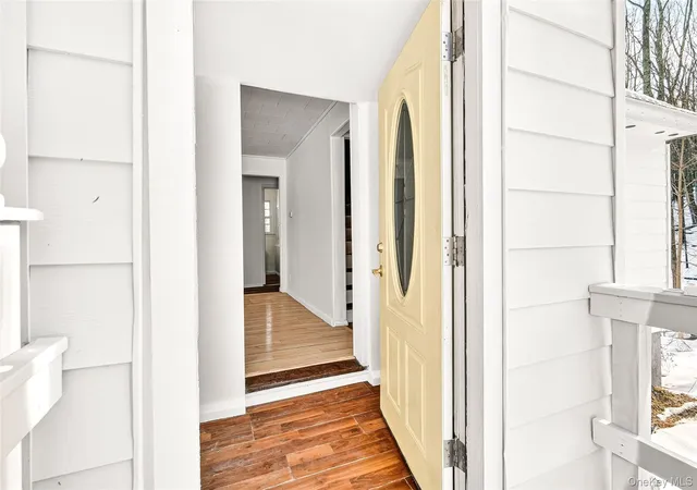 Photo 2 of Single family home for sale at 7 Fern Trl, Mamakating, NY 12790 | MLS# 1033679 | Listing updated on 2026-08-08