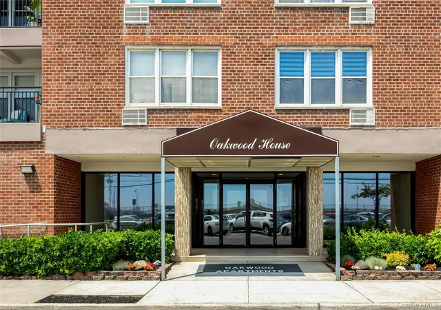 Photo 1 of Sale Pending at 1 E Broadway #5G, Long Beach, NY 11561 | MLS# 1033681 | Listing updated on 2026-08-19