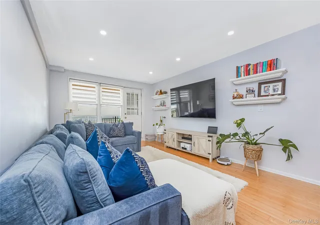 Listing Photo 4 - Condo for sale in building located at 1 E Broadway, Long Beach, NY 11550 - Unit #5G
